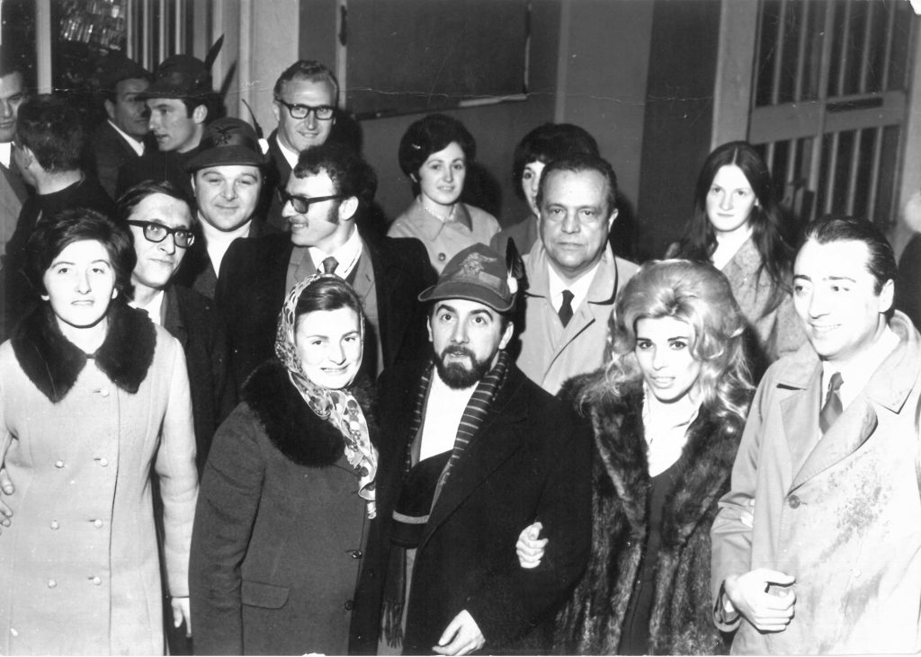 1970 Nica Furlan E Ruggero Remonato Partono Col Coro ANA Per Una Tournee In Finlandia   SKM C300i250827044500